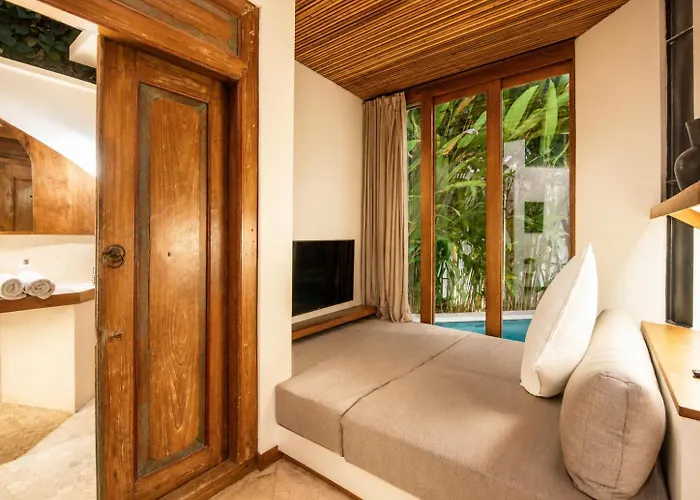 Serene 1br 800 To Echo Beach, With Pool